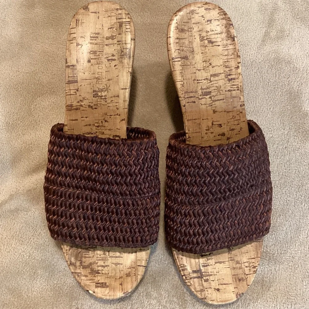 MONTEGO BAY Wedge Sandals, Stretch Upper, Metallic Brown/Copper, Size US 9/EU 40